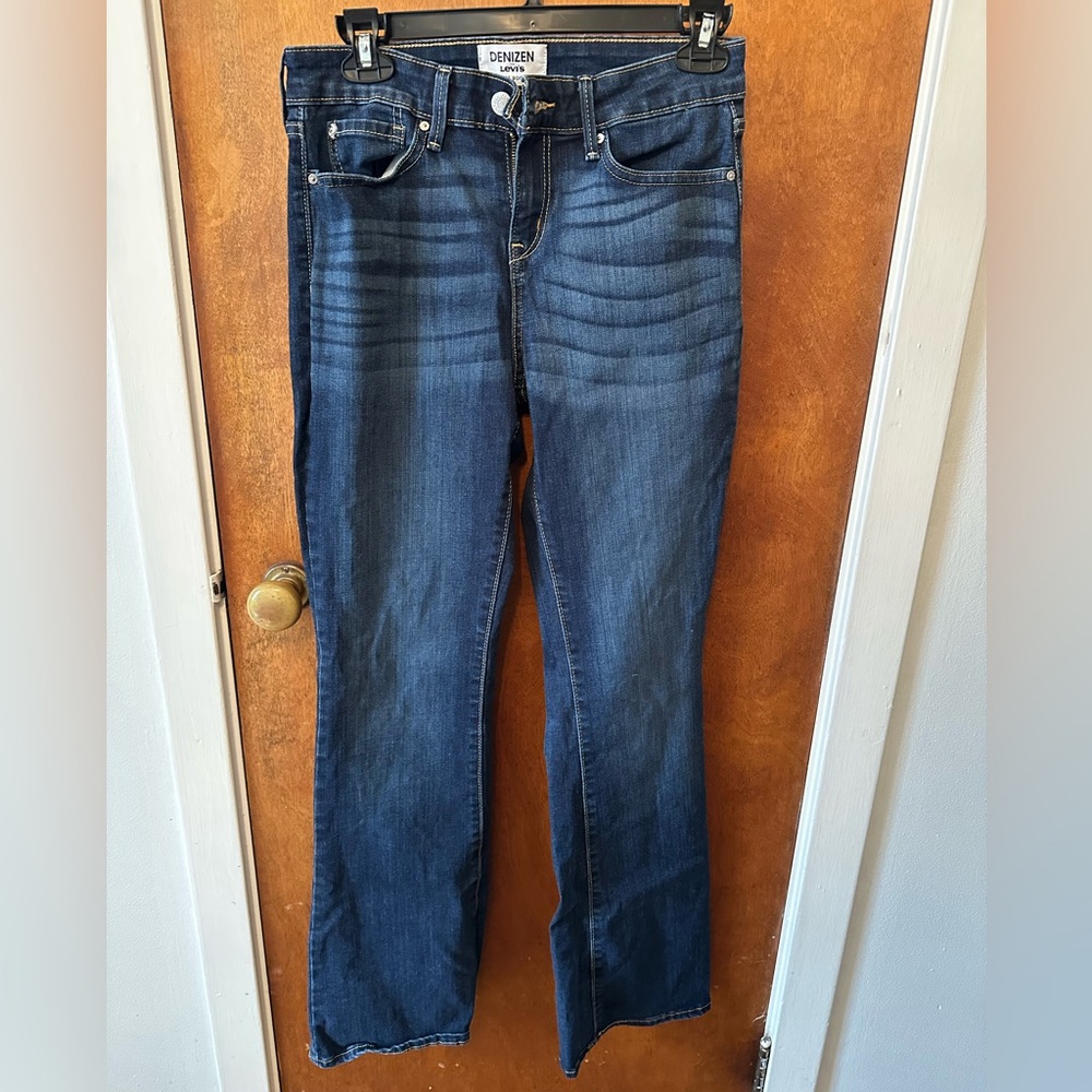 Size 6 DENIZEN Levi’s NWOT